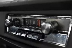 Autorádio S Bluetooth