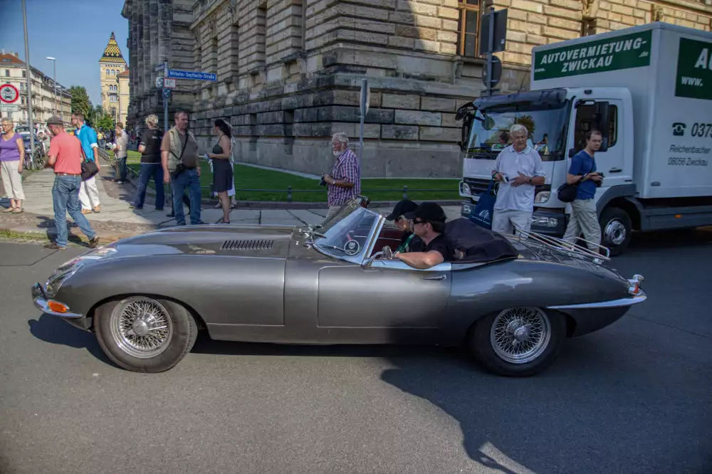 Jaguar E Type